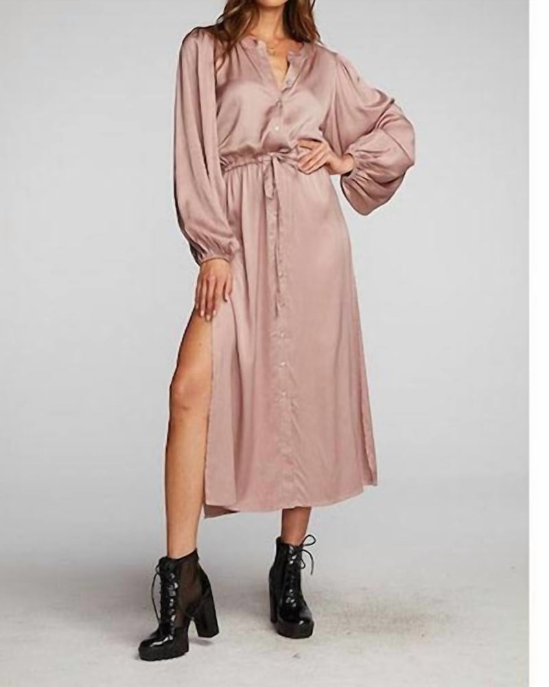 Front of a model wearing a size L Cabrillo Midi Dress in Mauve in Mauve by Chaser. | dia_product_style_image_id:338283